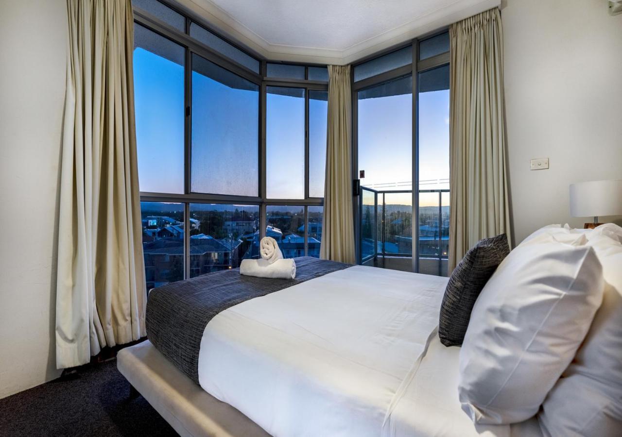 โฟร์ชอร์ อพาร์ตเมนท์ Aparthotel โกลด์โคสต์ ภายนอก รูปภาพ